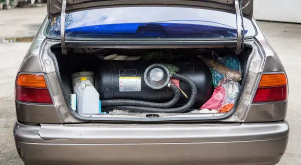 LPG w aucie: Jak temperatura wpływa na gaz, silnik i instalację?